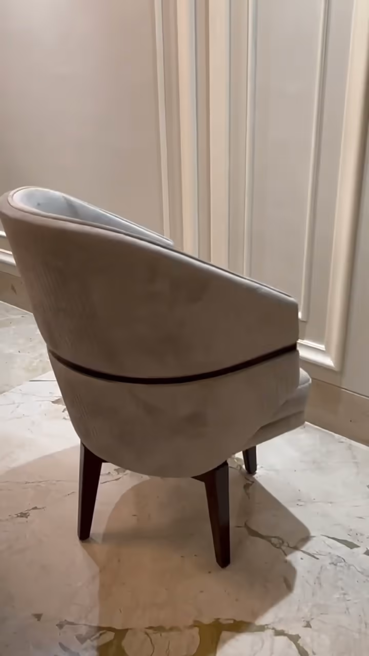The Perfect Dining Chair — Comfort That Lasts the Meal — preview